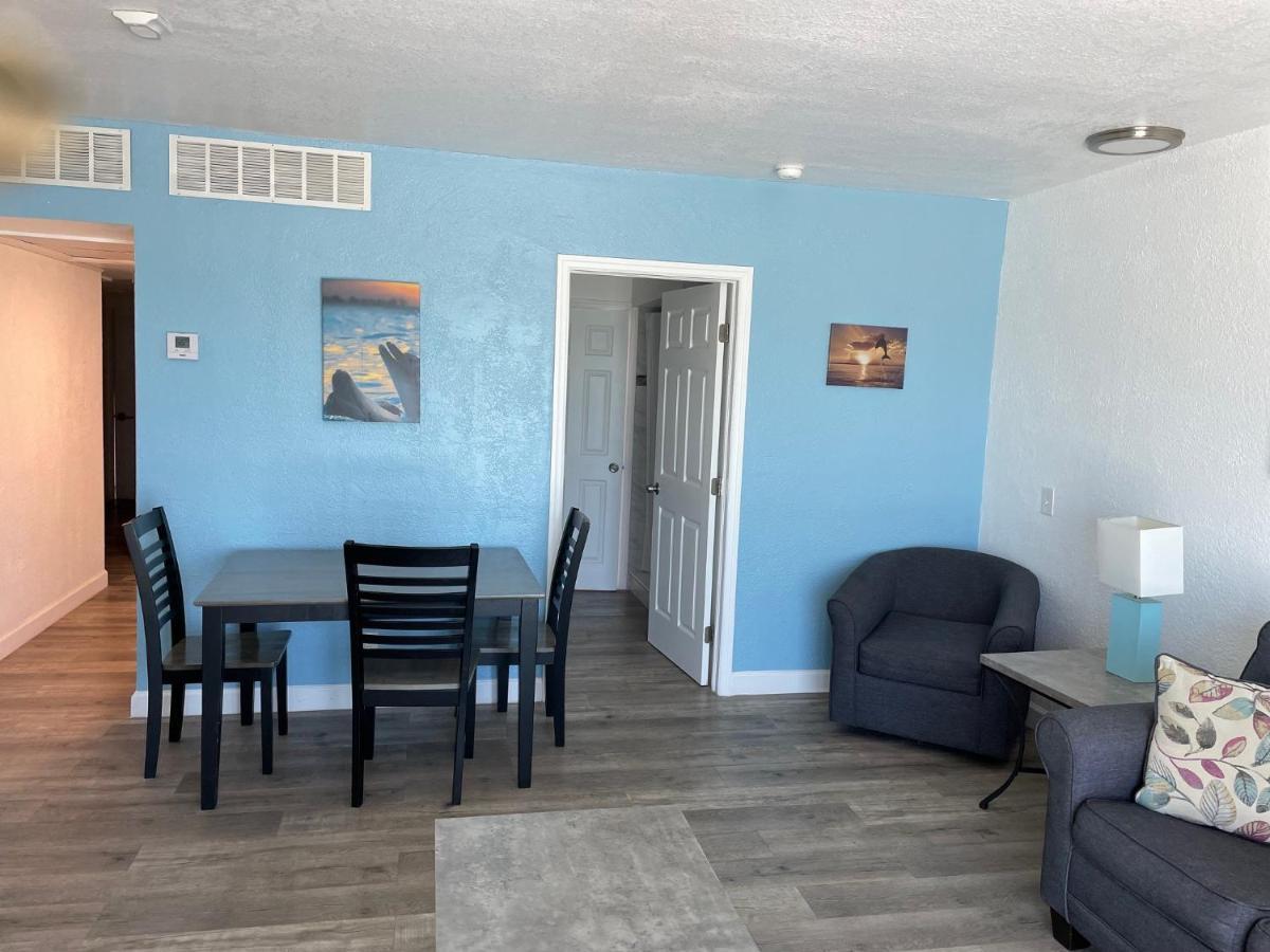 Sandalwood Beach Resort North Redington Beach Экстерьер фото