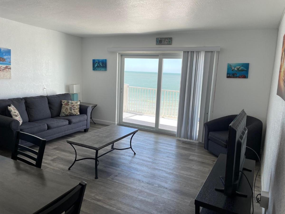 Sandalwood Beach Resort North Redington Beach Экстерьер фото