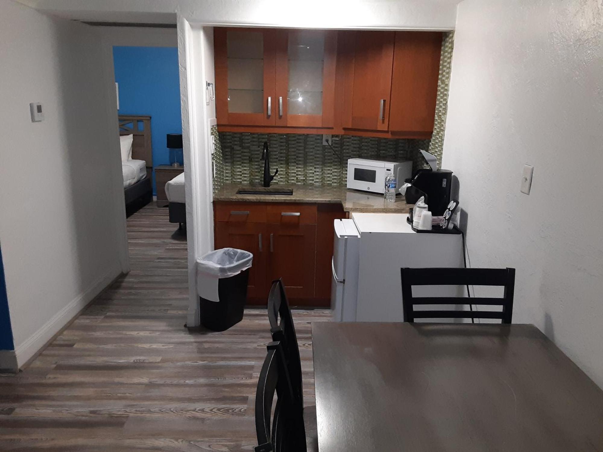 Sandalwood Beach Resort North Redington Beach Экстерьер фото