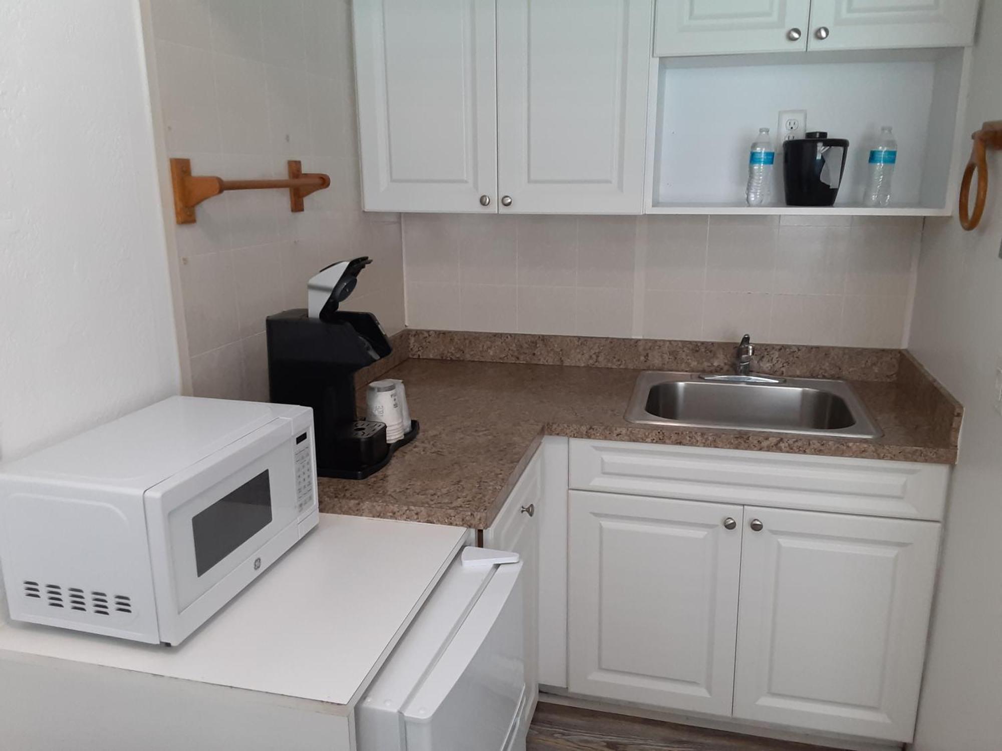 Sandalwood Beach Resort North Redington Beach Экстерьер фото