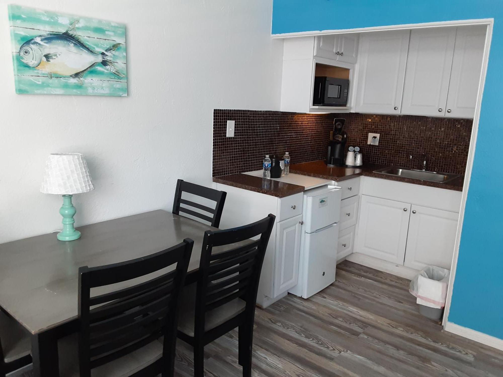 Sandalwood Beach Resort North Redington Beach Экстерьер фото