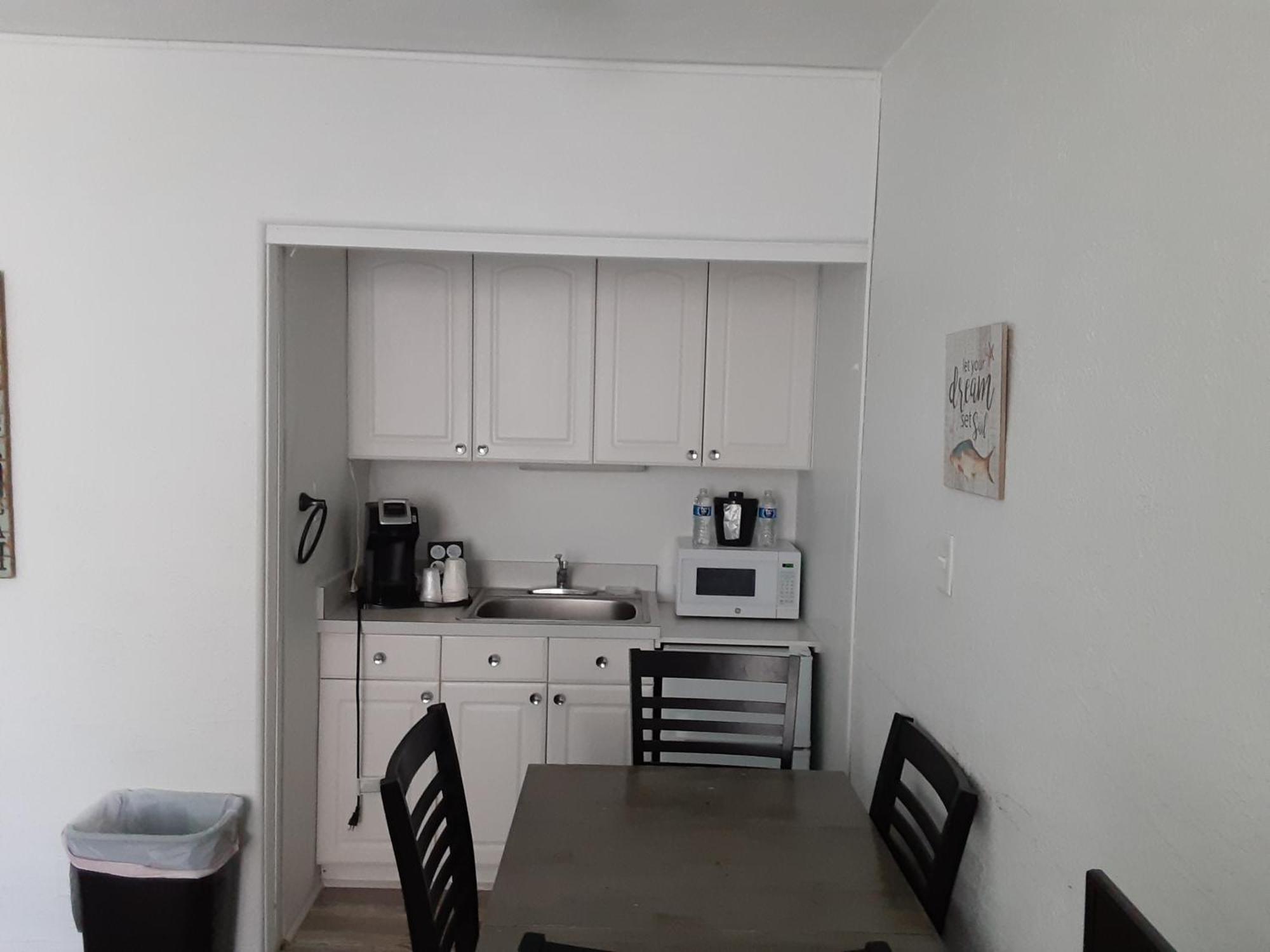 Sandalwood Beach Resort North Redington Beach Экстерьер фото